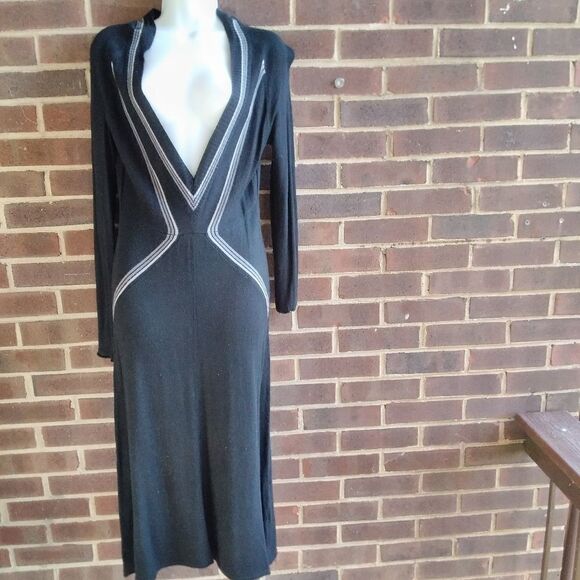 Mossimo V-Neck Sweater Dress - Picture 2 of 7